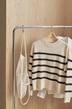 Möbler Ellos Home Klädställning Industri 7 Möbler Ellos Home Klädställning Industri -Homeroom affär ell 1028143 09 Fm M0076085