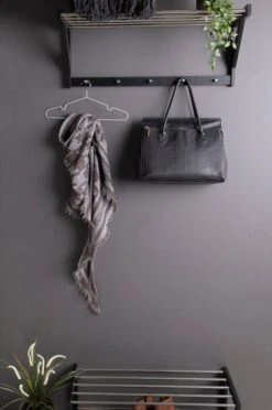 Möbler House Nordic Hatthylla Bakersfiels -Homeroom affär hom 1601668 01 De 02