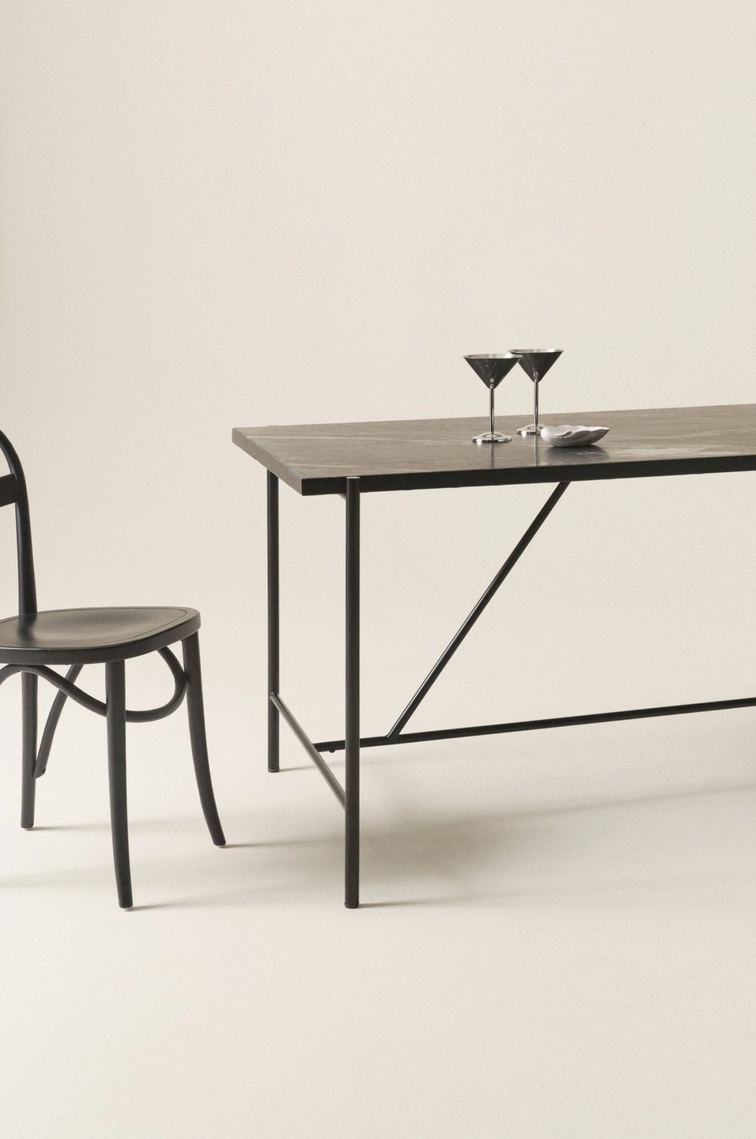 Möbler Jotex GALATINA Matbord 90x180 Cm 4 Möbler Jotex GALATINA Matbord 90x180 Cm - Bild 2