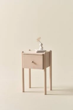 Möbler Jotex SHEPA Sängbord